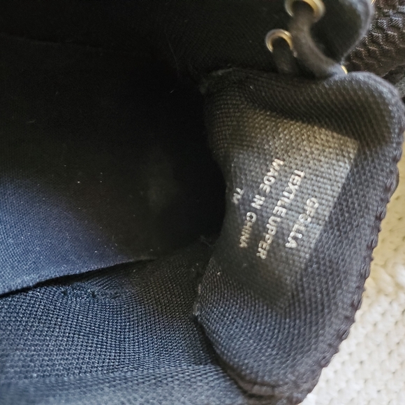 ***3/$30***🖤 G By Guess Black Sneakers - Picture 6 of 6